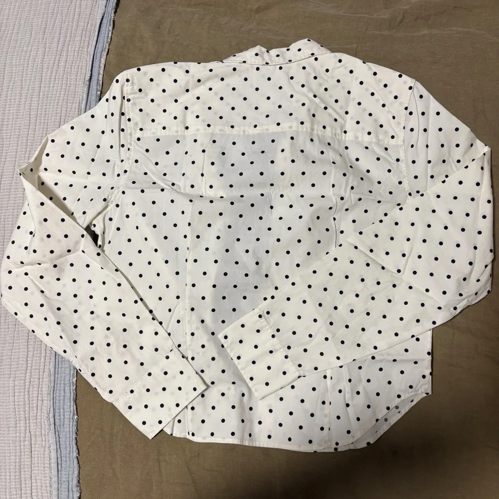 GAP Ivory and Black Polka Dot Button Down Shirt - Picture 6 of 8